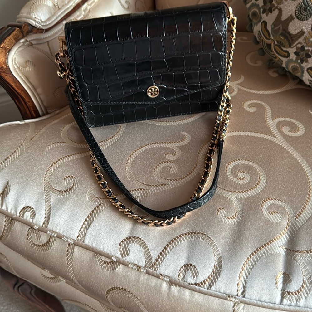 Tory Burch Black Croc-Embossed Shoulder Bag.